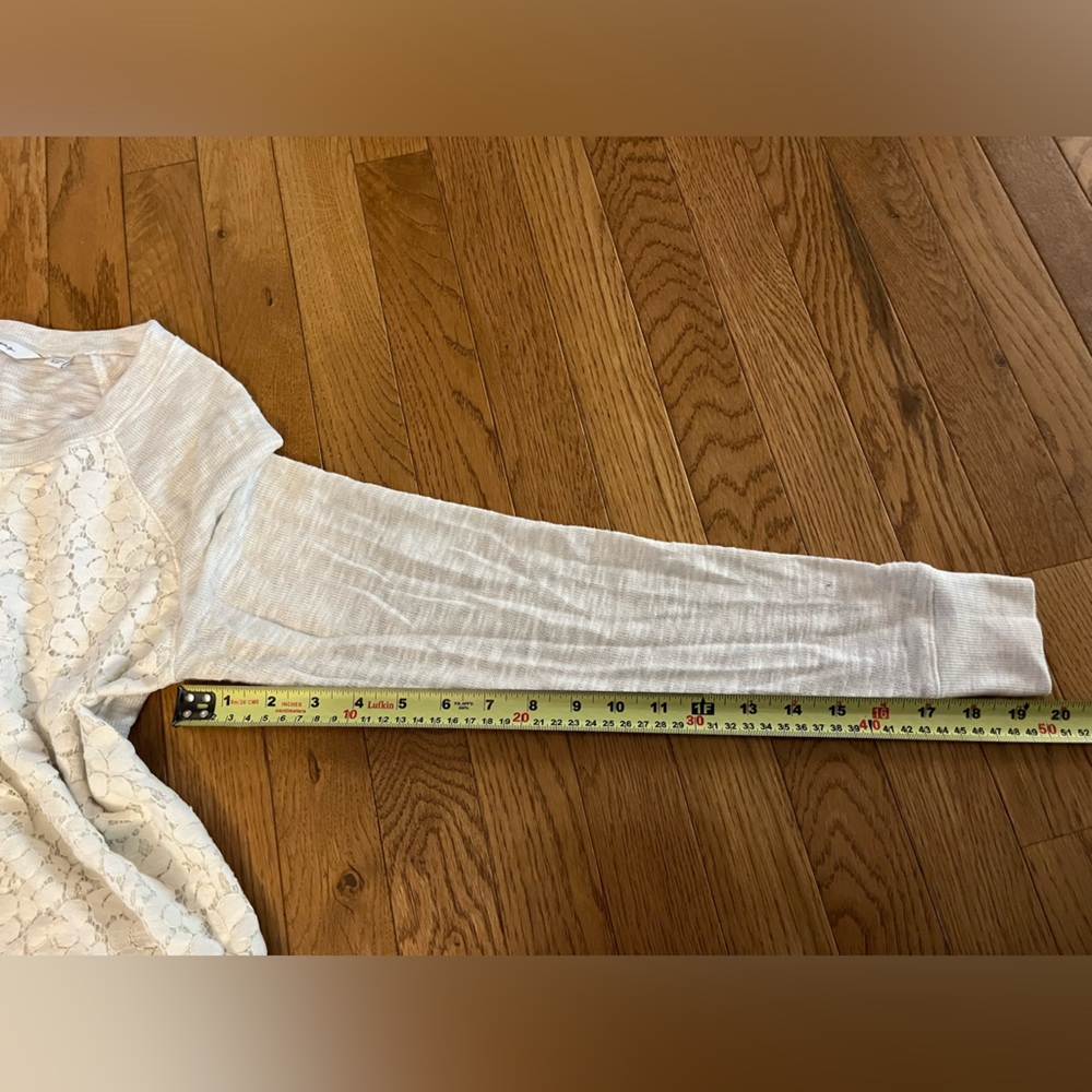 Reitmans Lace Floral long sleeve shirt , size petites small. - Picture 5 of 11